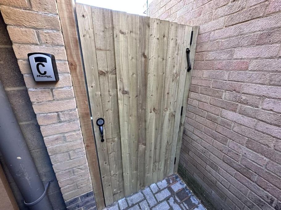 Charming New 2Br Detached House-Central Headington- Wi-Fi, Netflix, Top Location Oxford Exterior foto